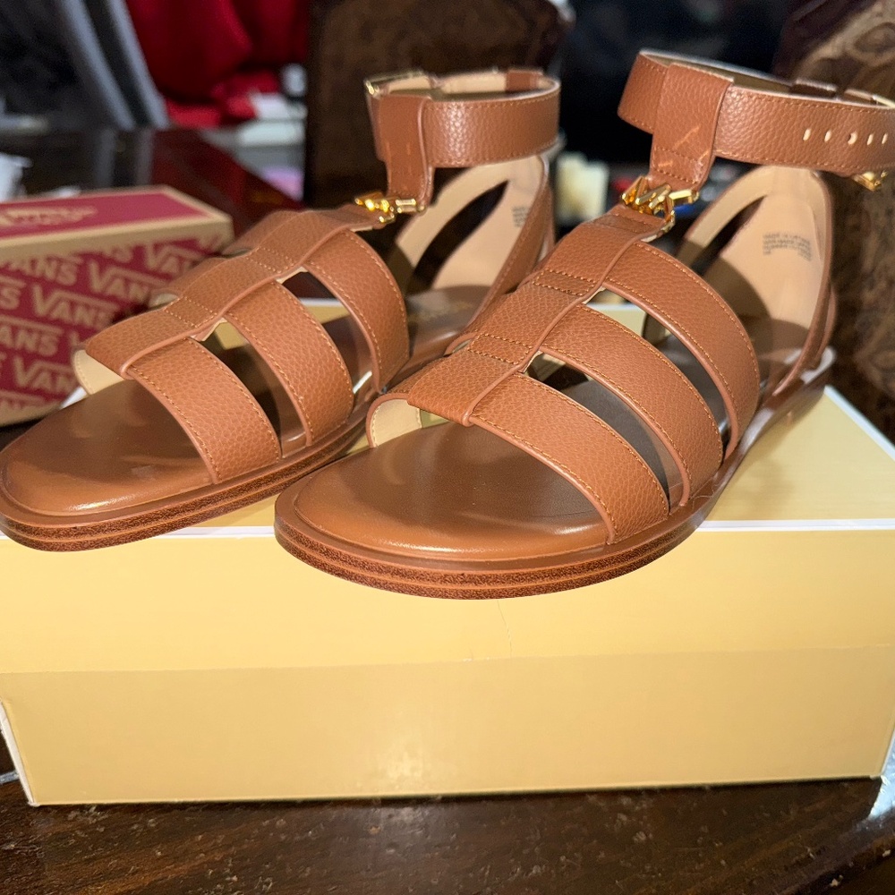Michael Kors Sandal Size 5